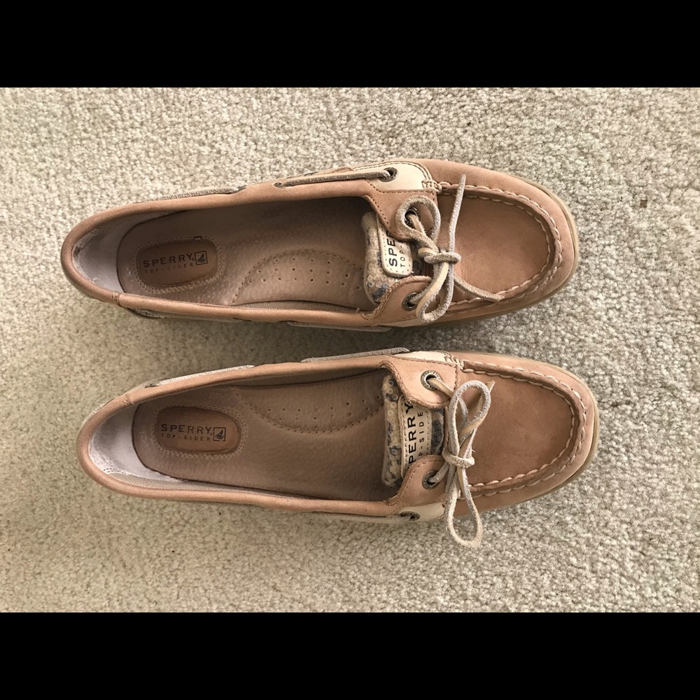 Sperry topsiders